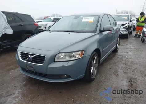 2008 Volvo S40 2.4I z USA, uszkodzony, nr VIN YV1MS390082385747